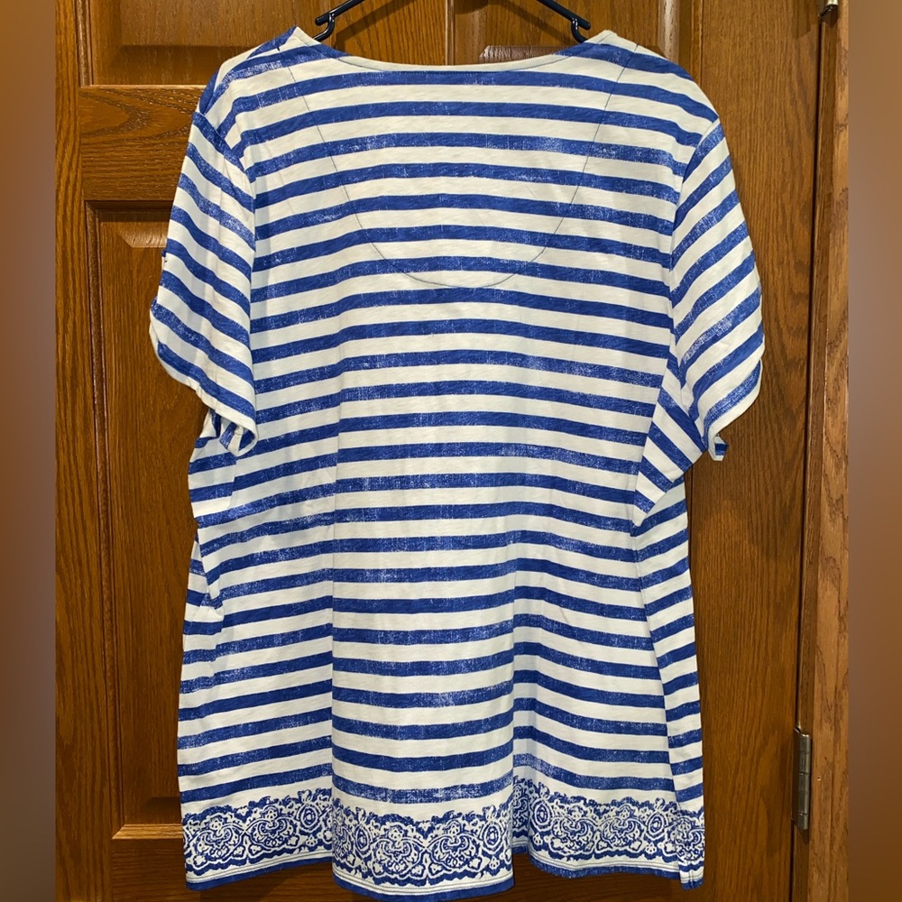 Nwot Chico’s Size 4 Bordered Stripe Basic Tee In … - image 3